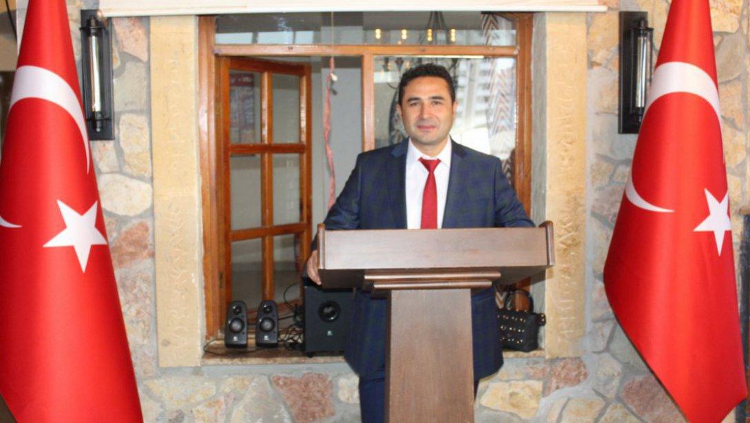 İlçe Milli Eğitim Müdürümüz Mustafa BAKKAL TRT Çukurova Radyosuna konuk oldu.