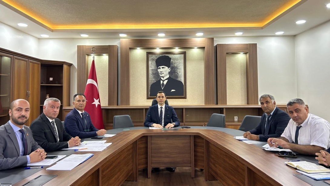 2025-2026 Eğitim ve Öğretim Yılı Hazırlık Çalışmalarının Değerlendirilmesi Toplantısını 